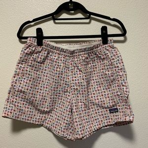 Patagonia floral baggies shorts